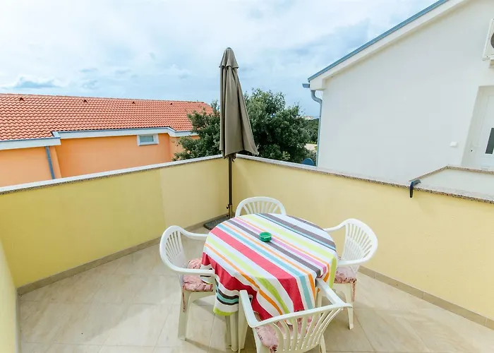 Andrea Apartamento Mandre