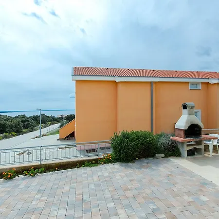 Andrea Appartement *